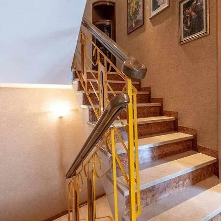 Casa Da Tullia Ospitar Tuenno